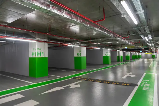 Underground parkade traffic coating with directional markings